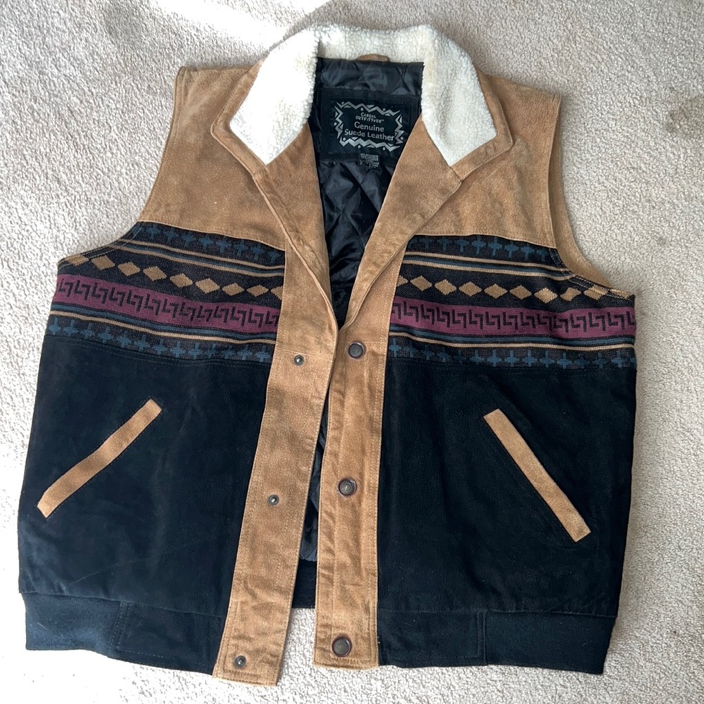 Vintage Casual Outfitters Men’s Snap Front Genuine Suede Leather Vest
